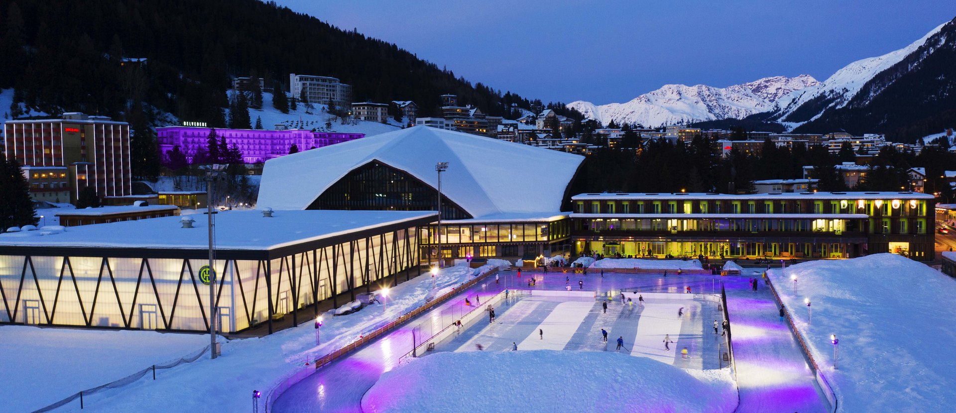 gedragen Voorgevoel paar Ice sports in the Swiss mountains | Davos Klosters